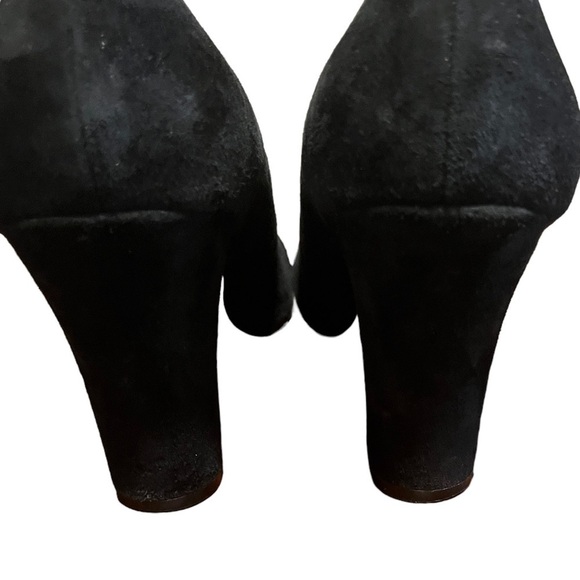 Cynthia Rowley Halo Black Suede Pumps w/ Gold Studded Embellishments Sz 10 - Picture 5 of 11